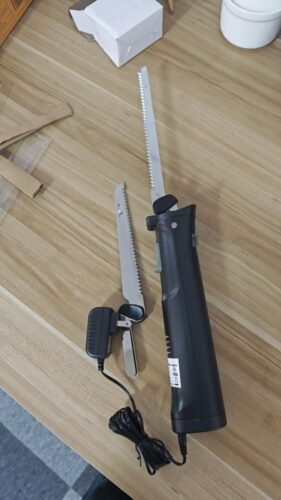 Click to view full screen Rechargeable Cordless Knife for Quick Clean Cuts photo review